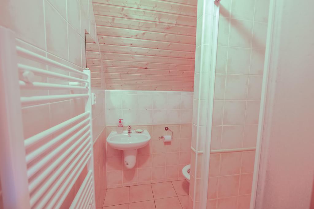 Gazdovsky Dvor "U Tlaciarov" Liptovský Trnovec Exteriör bild